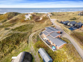 Family-Friendly Holiday Home With Indoor Pool And Outdoor Spa 100 Meters From The North Sea,